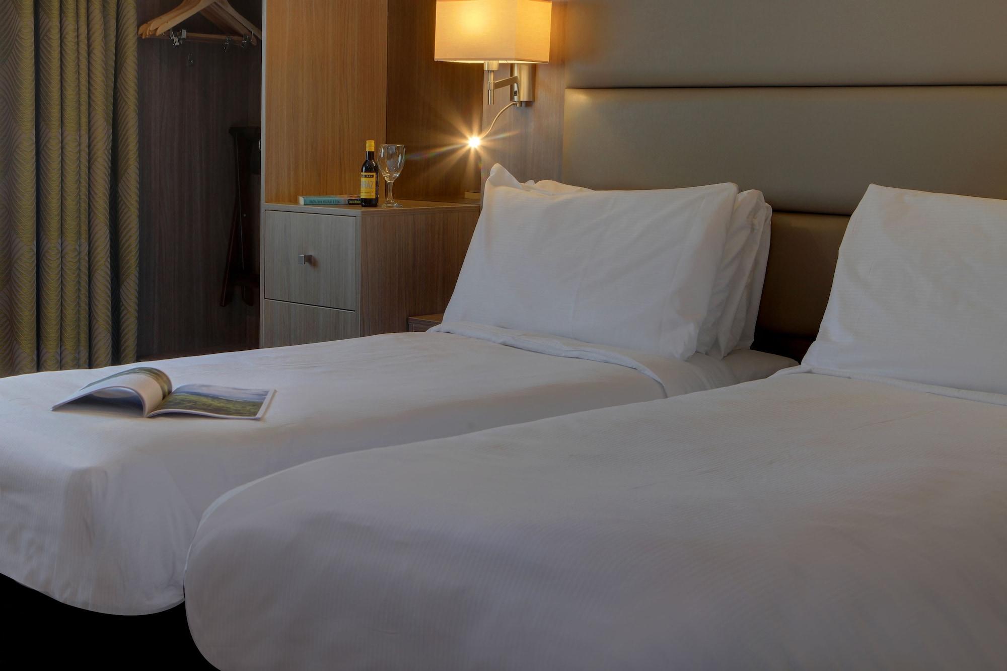 Best Western Pontypool Metro Hotel Экстерьер фото