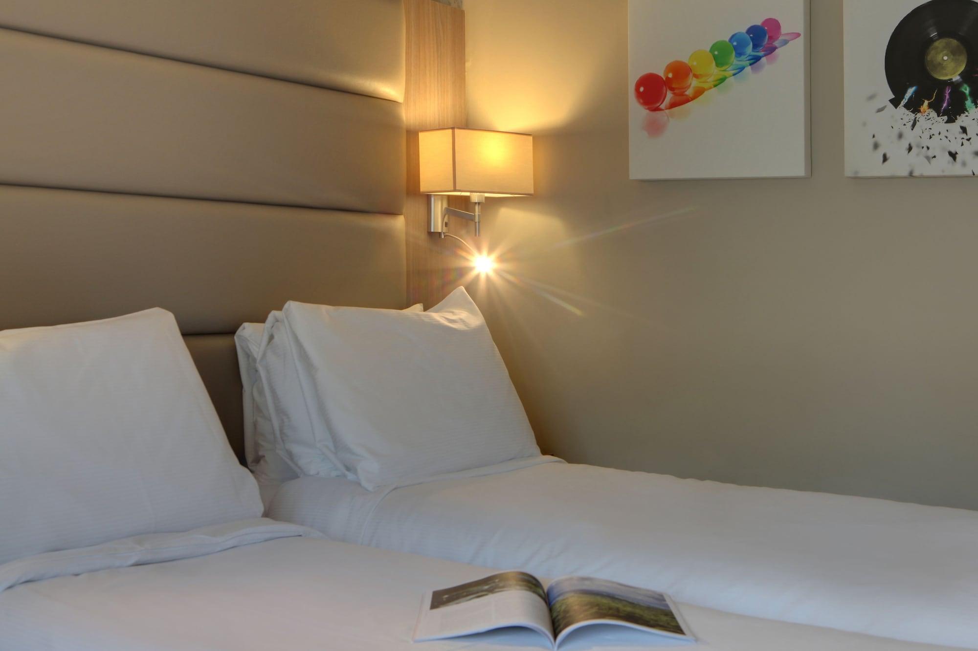 Best Western Pontypool Metro Hotel Экстерьер фото