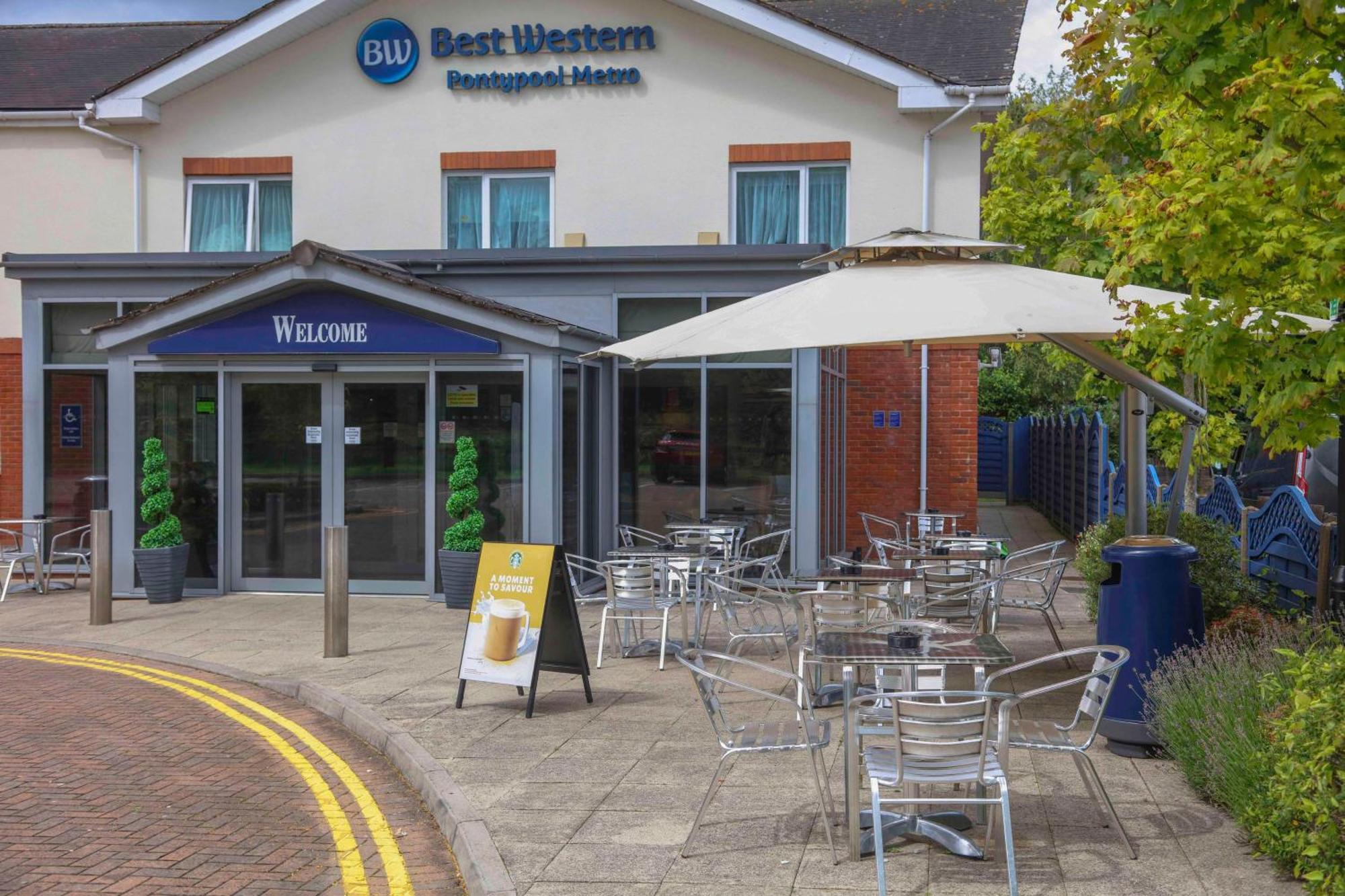 Best Western Pontypool Metro Hotel Экстерьер фото