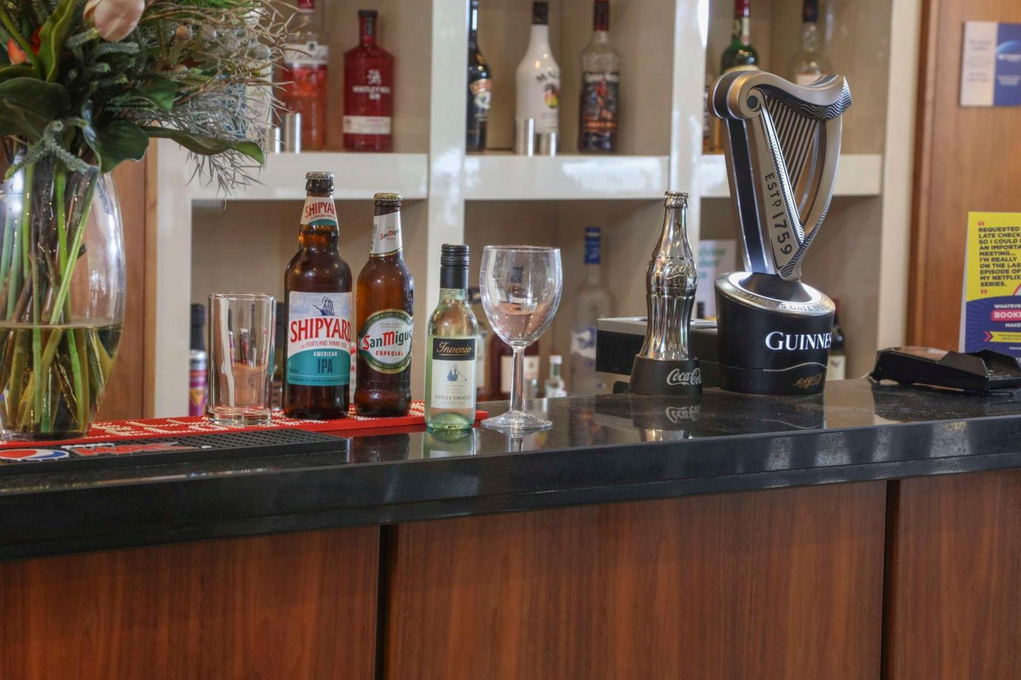 Best Western Pontypool Metro Hotel Экстерьер фото