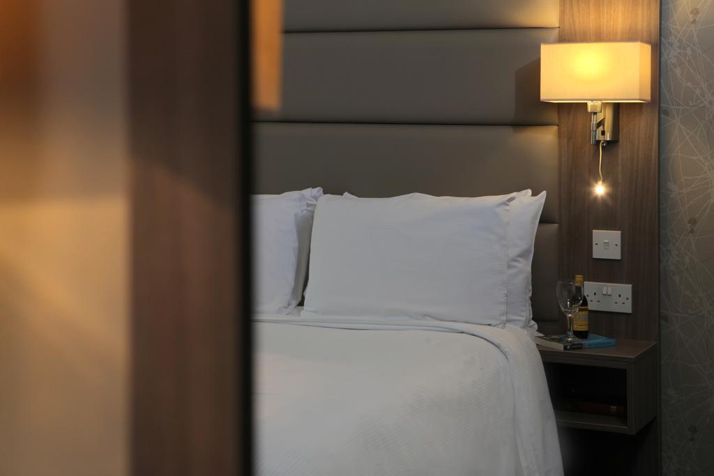 Best Western Pontypool Metro Hotel Экстерьер фото