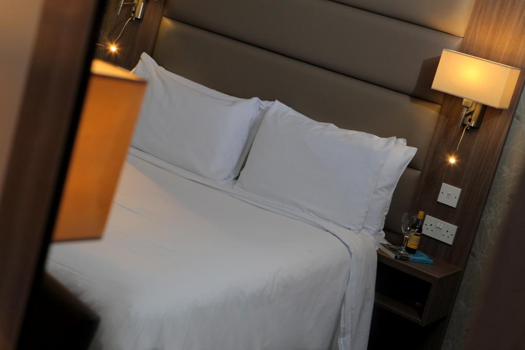 Best Western Pontypool Metro Hotel Экстерьер фото