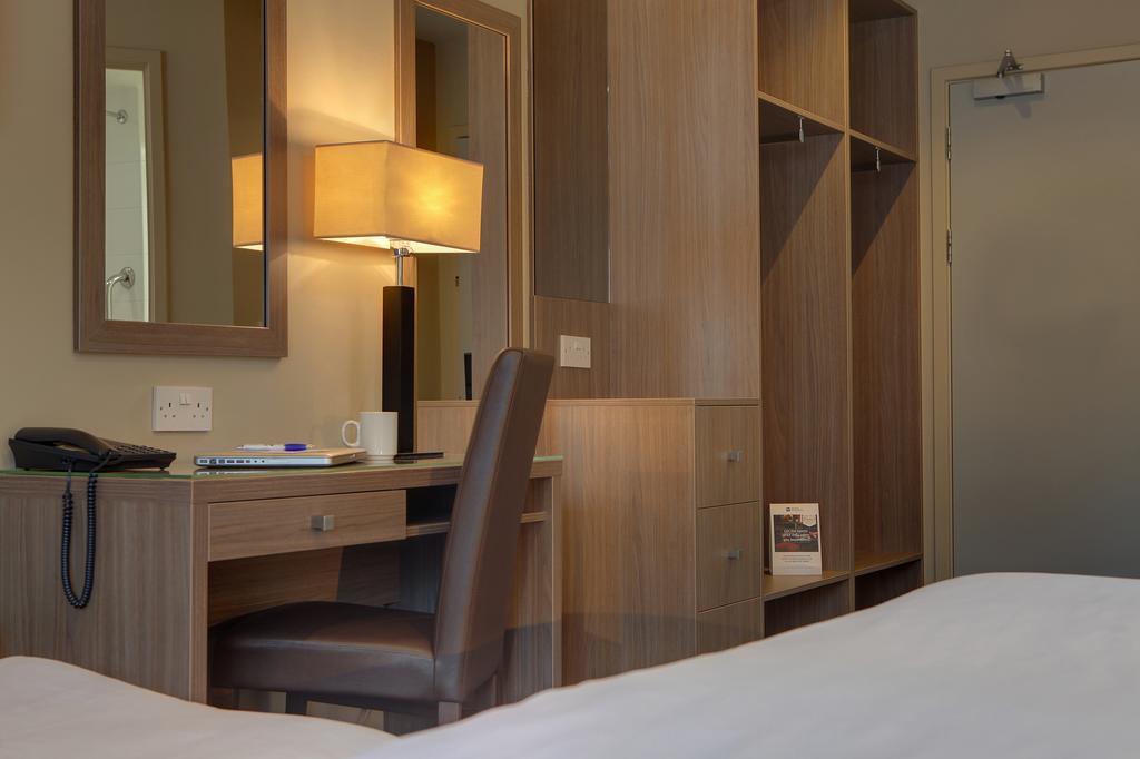 Best Western Pontypool Metro Hotel Экстерьер фото